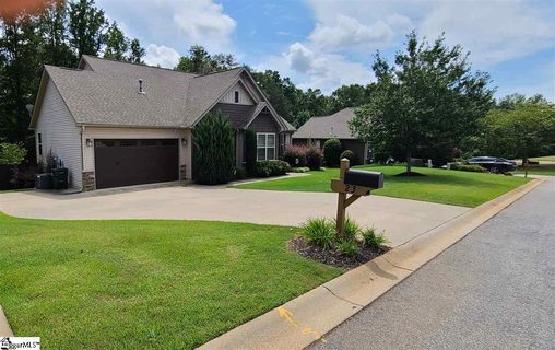 23 Pebblebrook Court sold home in Woodlands At Walnut Cove III, Greer, SC