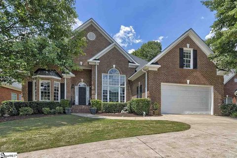 105 Clairewood Court
