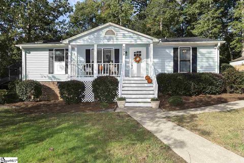 1072 Summit Drive