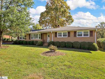 113 Saint James Drive