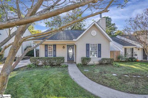 112 Creekpoint Drive