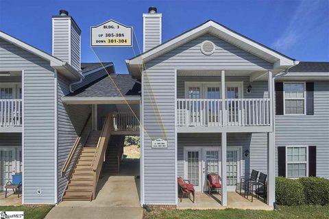 303 Pelham Square Way sold condo in Pelham Square, Greer, SC