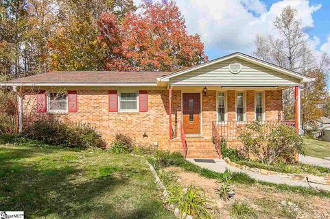 225 Lorraine Drive sold home in Meadow Brook, Travelers Rest, SC