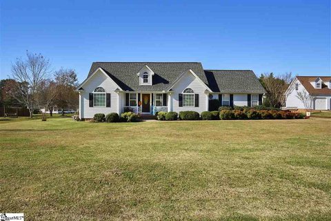 6 Otter Lane