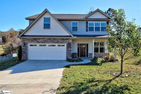 140 Hawkcrest Court sold home in Hawk Pointe, Travelers Rest, SC