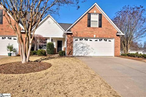 910 Crestwyck Lane