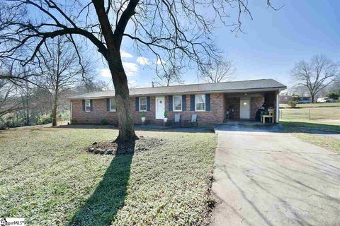 212 Bartlett Street sold home in Glendale, Mauldin, SC