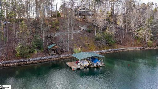325 Trottingwolf Trail
