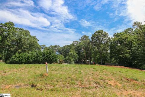 105 Stonewash Way LOT 5 sold home in Charleston Walk, Greer, SC