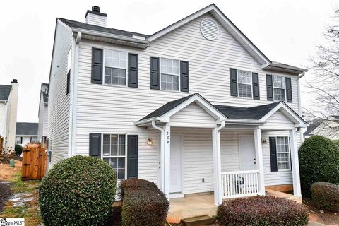 209 Hammett Grove Lane sold townhome in Hammett Farms, Greer, SC