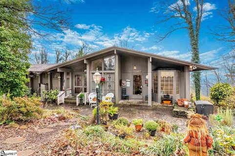 1267 Altamont Road