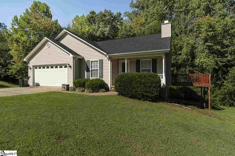 104 Twisted Ivy Court