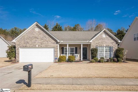 104 Eagle Pass Drive