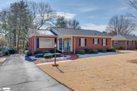 Previously sold for $225,125
