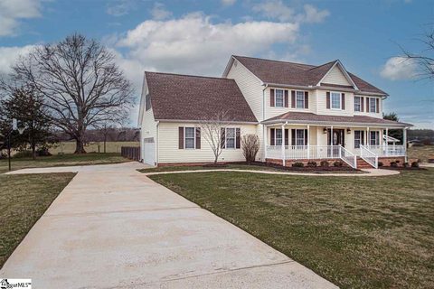 207 Legacy Farm Drive sold home in Legacy Farms, Fountain Inn, SC