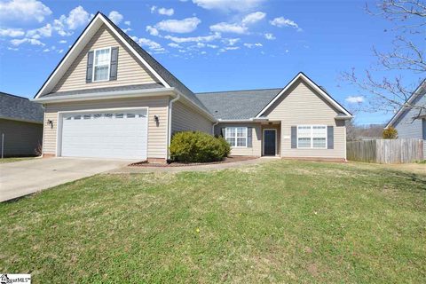 140 Lauren Wood Circle sold home in Lauren Woods, Taylors, SC