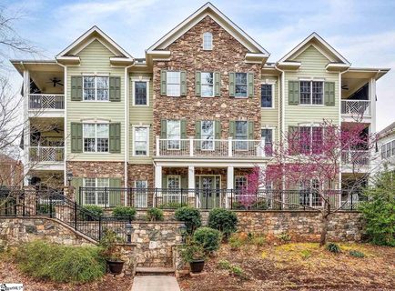 172 Ridgeland Drive Unit 300 sold condo in Ridgeland At The Park, Greenville, SC
