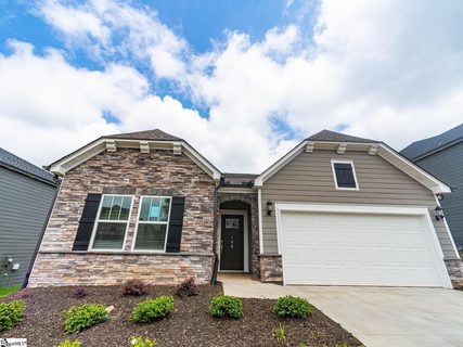 102 Graceful Sedge Way