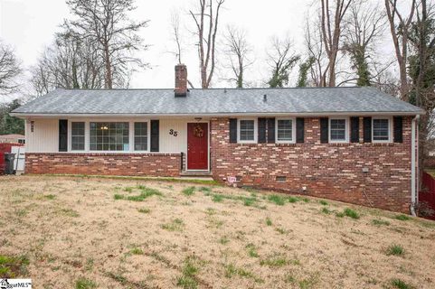 35 Altacrest Drive