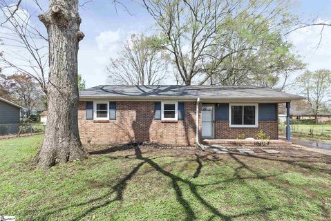 3 Prestbury Drive