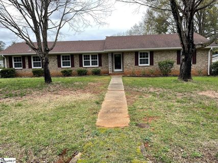 203 Delray Circle