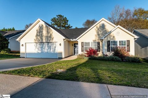 11 Landing Lane sold home in Kilgore Point, Simpsonville, SC
