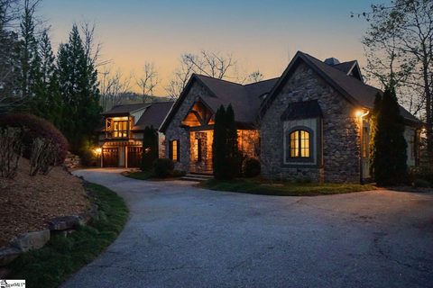 101 Fern Springs Way