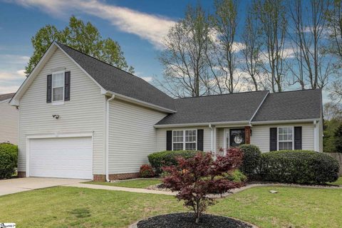 102 Acacia Drive