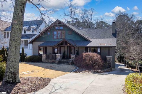 228 Byrd Boulevard