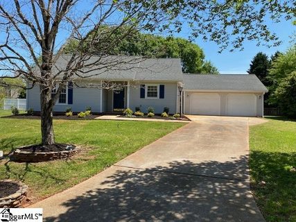 211 Polo Drive sold home in Wedgefield, Simpsonville, SC