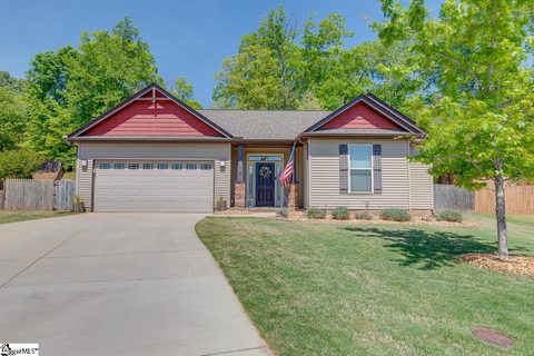 18 Elmcrest Court sold home in Kaledon Acres, Taylors, SC