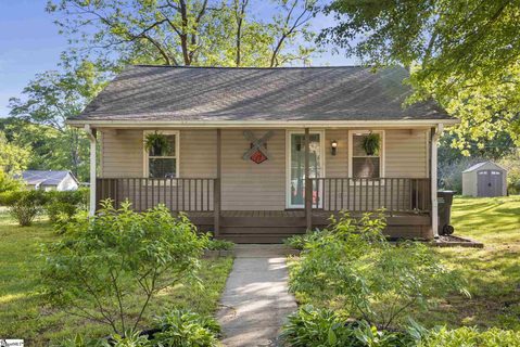 17 Brooks Avenue