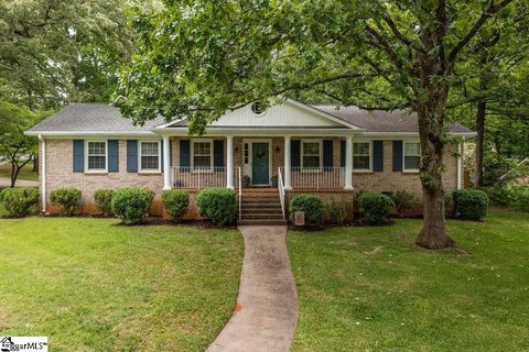 104 Winsford Drive