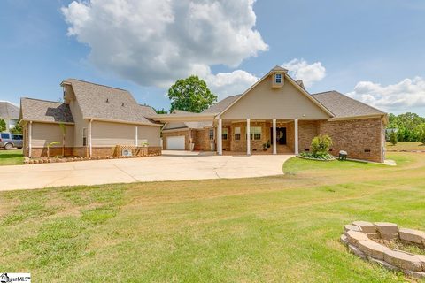 307 Forked Oak Way sold home in Three Oaks, Fountain Inn, SC
