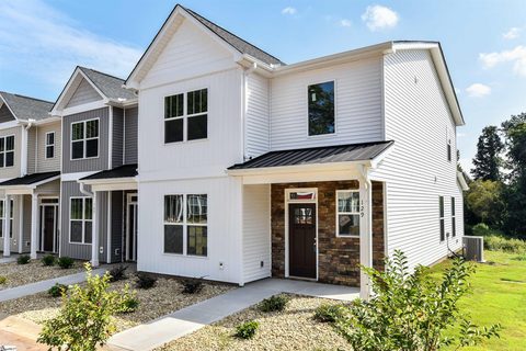 129 Creekland Way sold townhome in Creekland, Taylors, SC