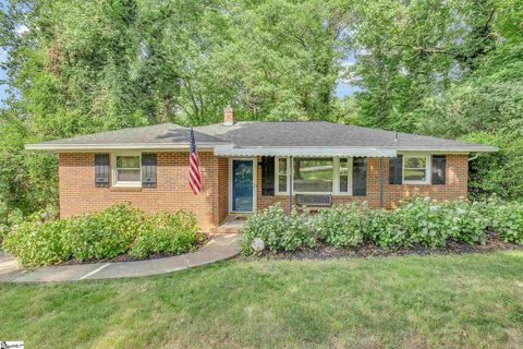 122 Montis Drive