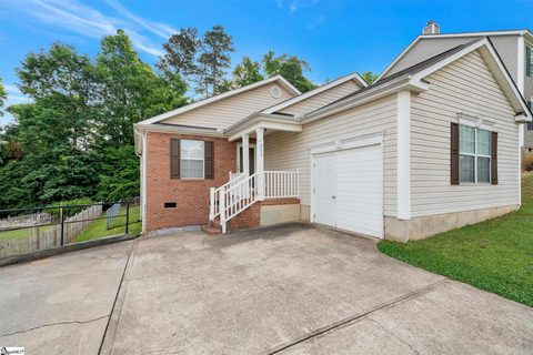 313 Hampton Ridge Drive