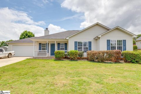 4 Crossbill Drive sold home in River Ridge, Simpsonville, SC