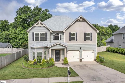 240 W Camelton Drive