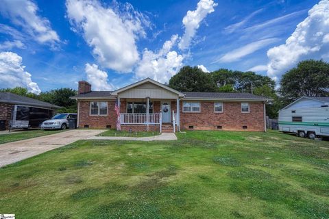 422 Rangeview Circle