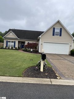 105 Fledgling Way