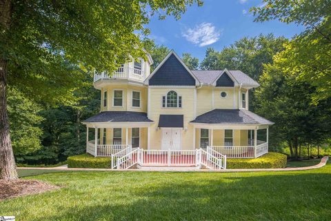303 Cardinal Drive sold home in Oak Hollow, Greenville, SC