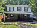 6 Cloverdale Court sold home in Simpsonville, SC
