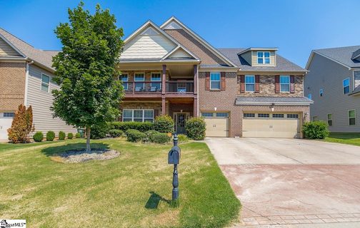 10 Fort Drive