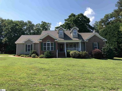 18 Clearwater Court sold home in Lanfords Pointe, Taylors, SC