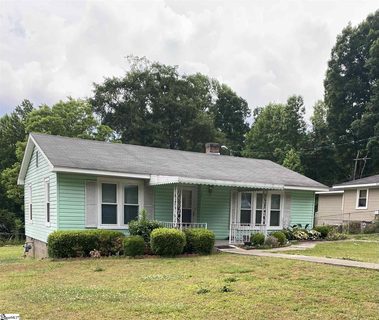 112 Woodland Drive sold home in Woodland Heights, Fountain Inn, SC