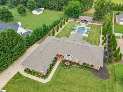 218 Mountain Range Road