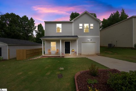 319 Cedar Ridge