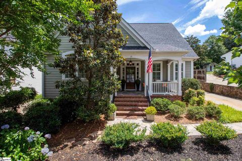 10 Waccamaw Circle