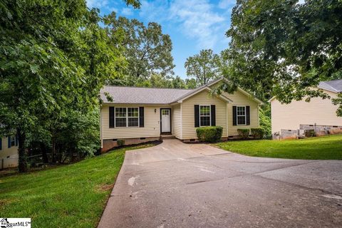 5 Altacrest Drive